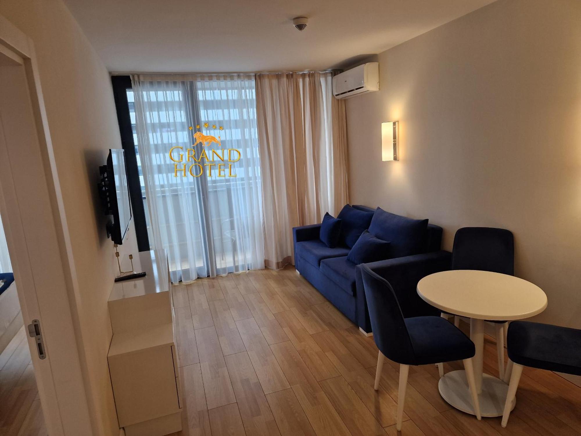 Grand Hotel ☆ Orbi City 巴统 外观 照片