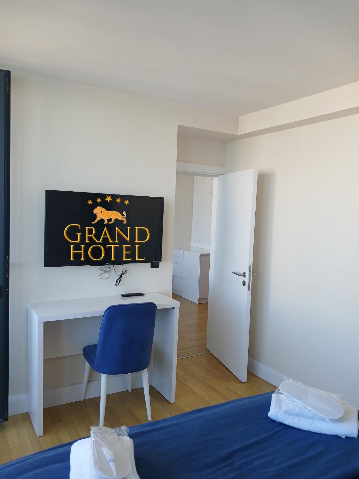 Grand Hotel ☆ Orbi City 巴统 外观 照片