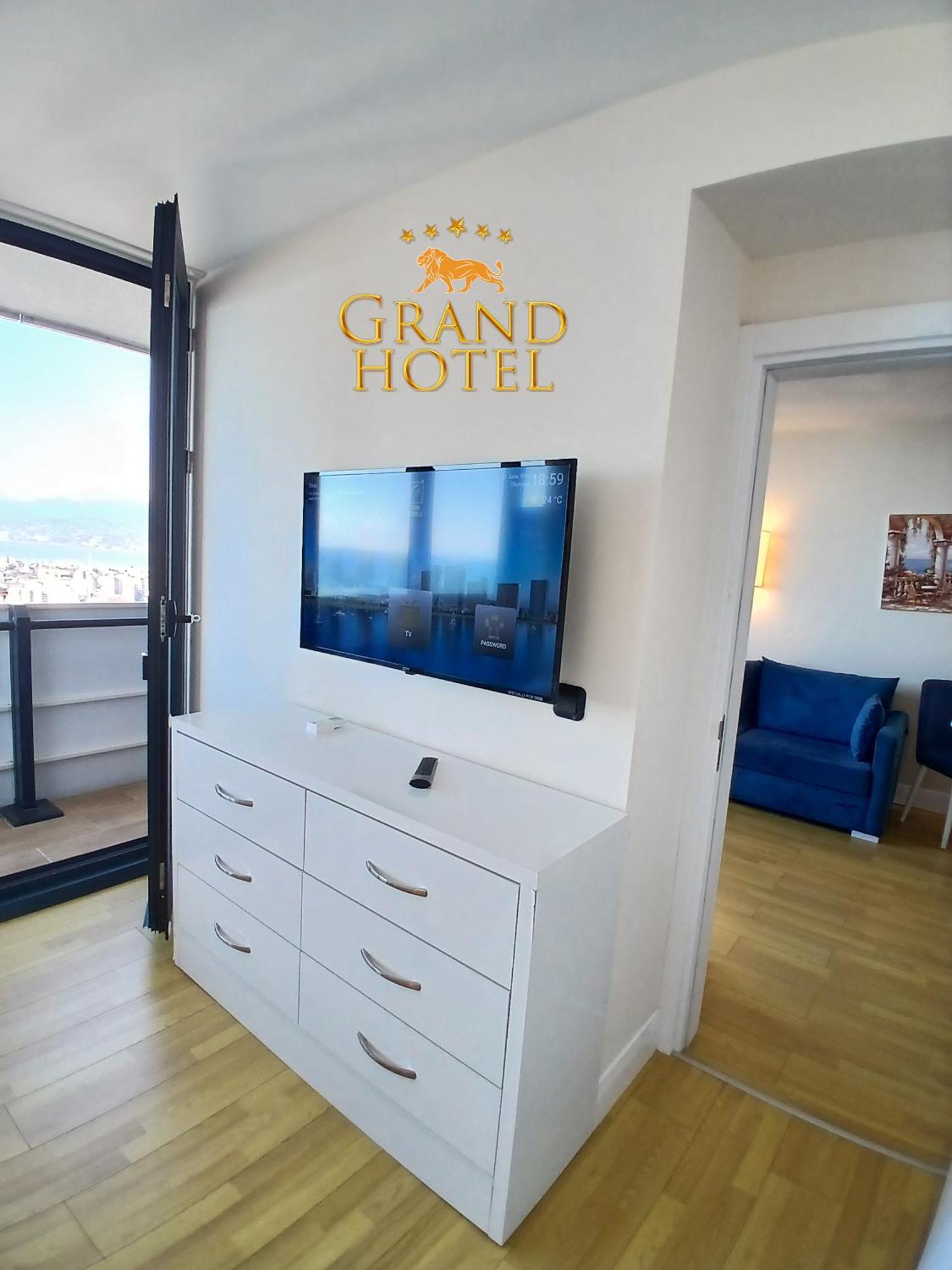 Grand Hotel ☆ Orbi City 巴统 外观 照片