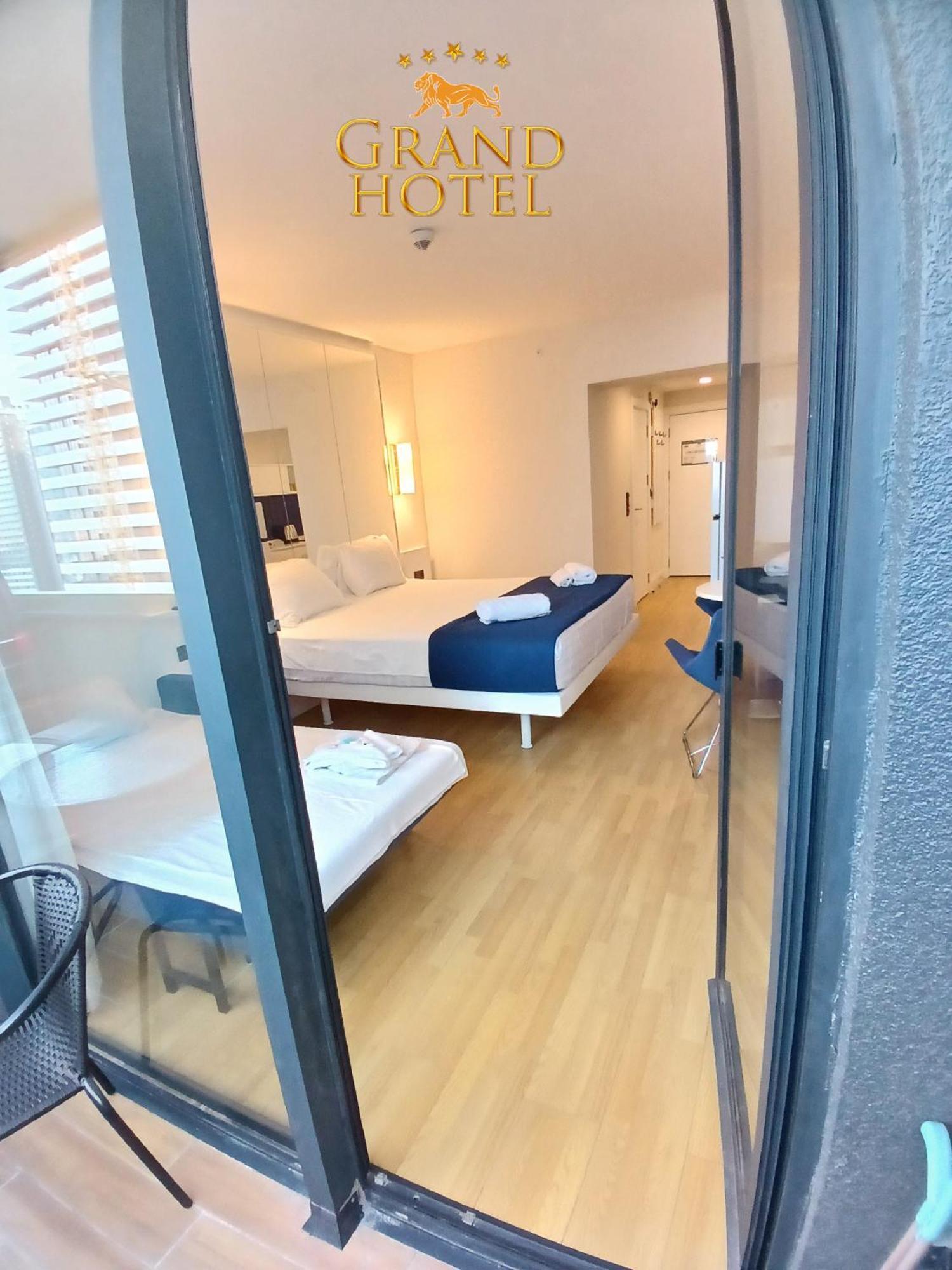 Grand Hotel ☆ Orbi City 巴统 外观 照片