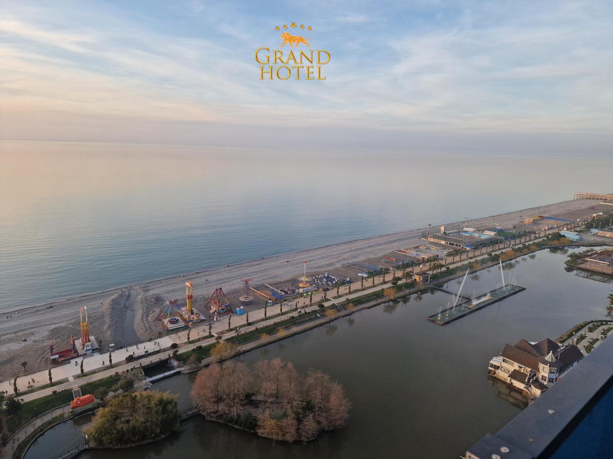 Grand Hotel ☆ Orbi City 巴统 外观 照片