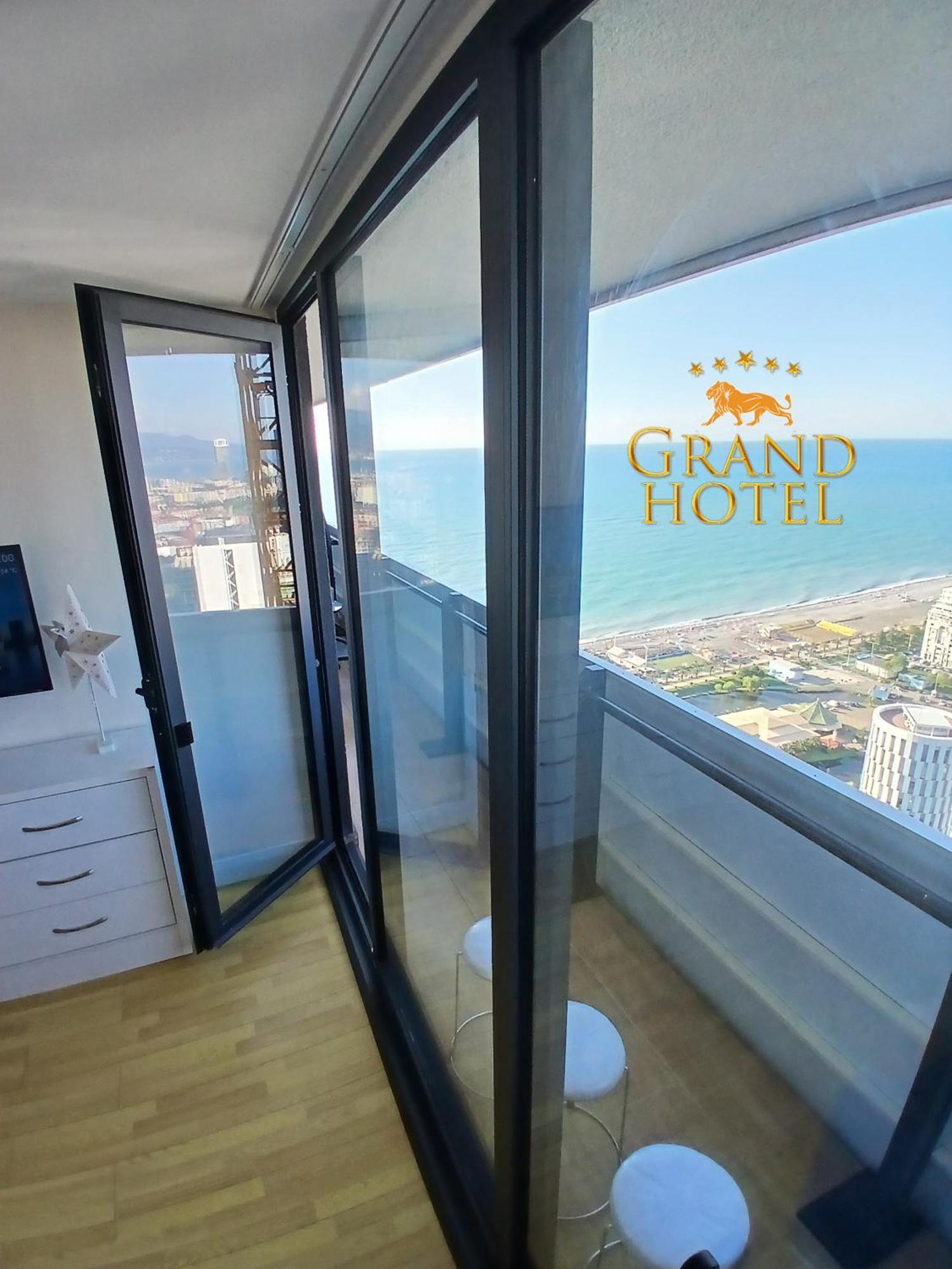 Grand Hotel ☆ Orbi City 巴统 外观 照片